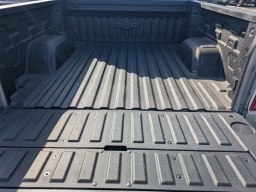 Chevrolet Silverado 1500 RST 4WD Crew Cab 157" 2026