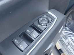 Chevrolet Silverado 1500 LT Trail Boss 4WD Crew Cab 157" 2026