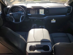 Chevrolet Silverado 1500 LT Trail Boss 4WD Crew Cab 157" 2026