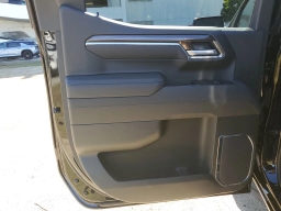 Chevrolet Silverado 1500 LT Trail Boss 4WD Crew Cab 157" 2026