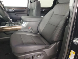 Chevrolet Silverado 1500 LT Trail Boss 4WD Crew Cab 157" 2026