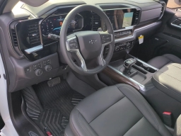 Chevrolet Silverado 1500 LT Trail Boss 4WD Crew Cab 157" 2026