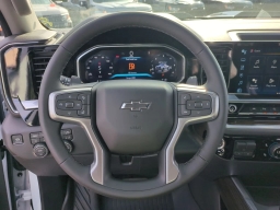 Chevrolet Silverado 1500 LT Trail Boss 4WD Crew Cab 157" 2026