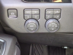 Chevrolet Silverado 1500 LT Trail Boss 4WD Crew Cab 157" 2026