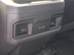 Chevrolet Silverado 1500 LT Trail Boss 4WD Crew Cab 157" 2026