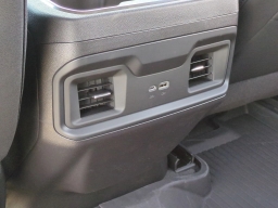 Chevrolet Silverado 1500 LT Trail Boss 4WD Crew Cab 157" 2026