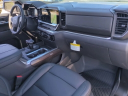 Chevrolet Silverado 1500 LT Trail Boss 4WD Crew Cab 157" 2026