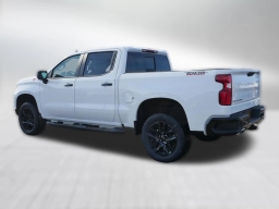 Chevrolet Silverado 1500 LT Trail Boss 4WD Crew Cab 157" 2026