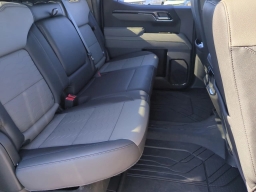 Chevrolet Silverado 1500 ZR2 4WD Crew Cab 147" 2026