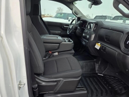 GMC Sierra 1500 Pro 4WD Reg Cab 140" 2025