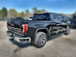 GMC Sierra 1500 SLT 2WD Crew Cab 147" 2026