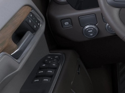 GMC Sierra 1500 SLT 2WD Crew Cab 147" 2026
