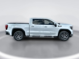 GMC Sierra 1500 SLT 2WD Crew Cab 147" 2026