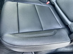 GMC Sierra 1500 SLT 2WD Crew Cab 147" 2026