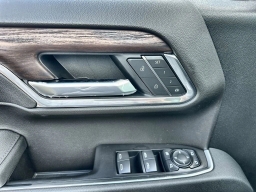 GMC Sierra 1500 SLT 2WD Crew Cab 147" 2026