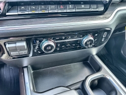 GMC Sierra 1500 SLT 2WD Crew Cab 147" 2026