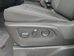 GMC Sierra 1500 Elevation 4WD Crew Cab 157" 2026