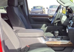 GMC Sierra 1500 Elevation 4WD Crew Cab 147" 2026