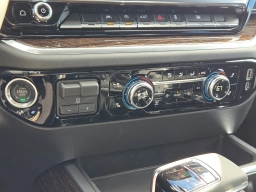 GMC Sierra 1500 Elevation 4WD Crew Cab 147" 2026