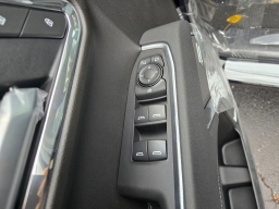 GMC Sierra 1500 Elevation 4WD Crew Cab 147" 2026