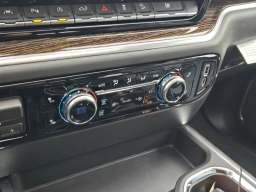 GMC Sierra 1500 Elevation 4WD Crew Cab 147" 2026