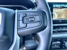 GMC Sierra 1500 SLT 4WD Crew Cab 157" 2026