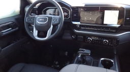 GMC Sierra 1500 SLT 4WD Crew Cab 157" 2026