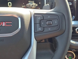 GMC Sierra 1500 SLT 4WD Crew Cab 147" 2026