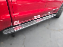 GMC Sierra 1500 SLT 4WD Crew Cab 147" 2026