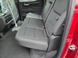 GMC Sierra 1500 SLT 4WD Crew Cab 147" 2026