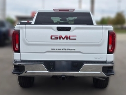 GMC Sierra 1500 SLT 4WD Crew Cab 147" 2026