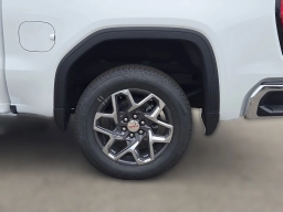 GMC Sierra 1500 SLT 4WD Crew Cab 147" 2026