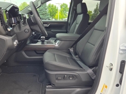 GMC Sierra 1500 SLT 4WD Crew Cab 147" 2026