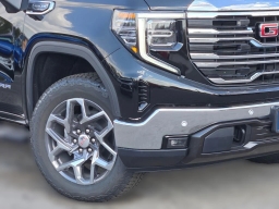 GMC Sierra 1500 SLT 4WD Crew Cab 147" 2026