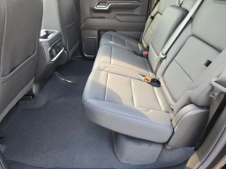 GMC Sierra 1500 SLT 4WD Crew Cab 147" 2026