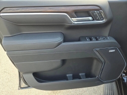 GMC Sierra 1500 SLT 4WD Crew Cab 147" 2026