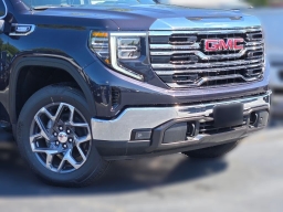 GMC Sierra 1500 SLT 4WD Crew Cab 147" 2026