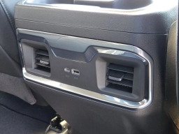 GMC Sierra 1500 SLT 4WD Crew Cab 147" 2026