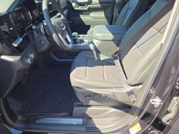 GMC Sierra 1500 SLT 4WD Crew Cab 147" 2026