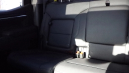 GMC Sierra 1500 SLT 4WD Crew Cab 157" 2026