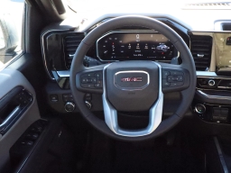 GMC Sierra 1500 SLT 4WD Crew Cab 157" 2026