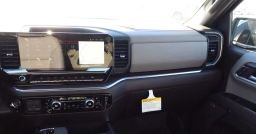 GMC Sierra 1500 SLT 4WD Crew Cab 157" 2026