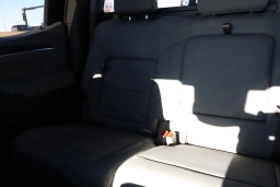 GMC Sierra 1500 SLT 4WD Crew Cab 157" 2026