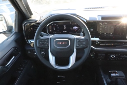 GMC Sierra 1500 SLT 4WD Crew Cab 157" 2026