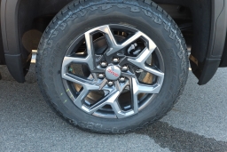 GMC Sierra 1500 SLT 4WD Crew Cab 157" 2026