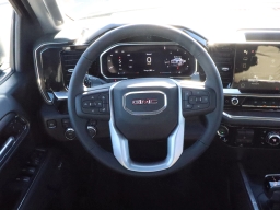 GMC Sierra 1500 SLT 4WD Crew Cab 157" 2026