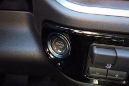 GMC Sierra 1500 SLT 4WD Crew Cab 157" 2026