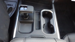 GMC Sierra 1500 SLT 4WD Crew Cab 157" 2026