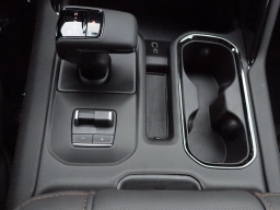 GMC Sierra 1500 AT4 4WD Crew Cab 147" 2026