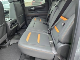 GMC Sierra 1500 AT4 4WD Crew Cab 157" 2026